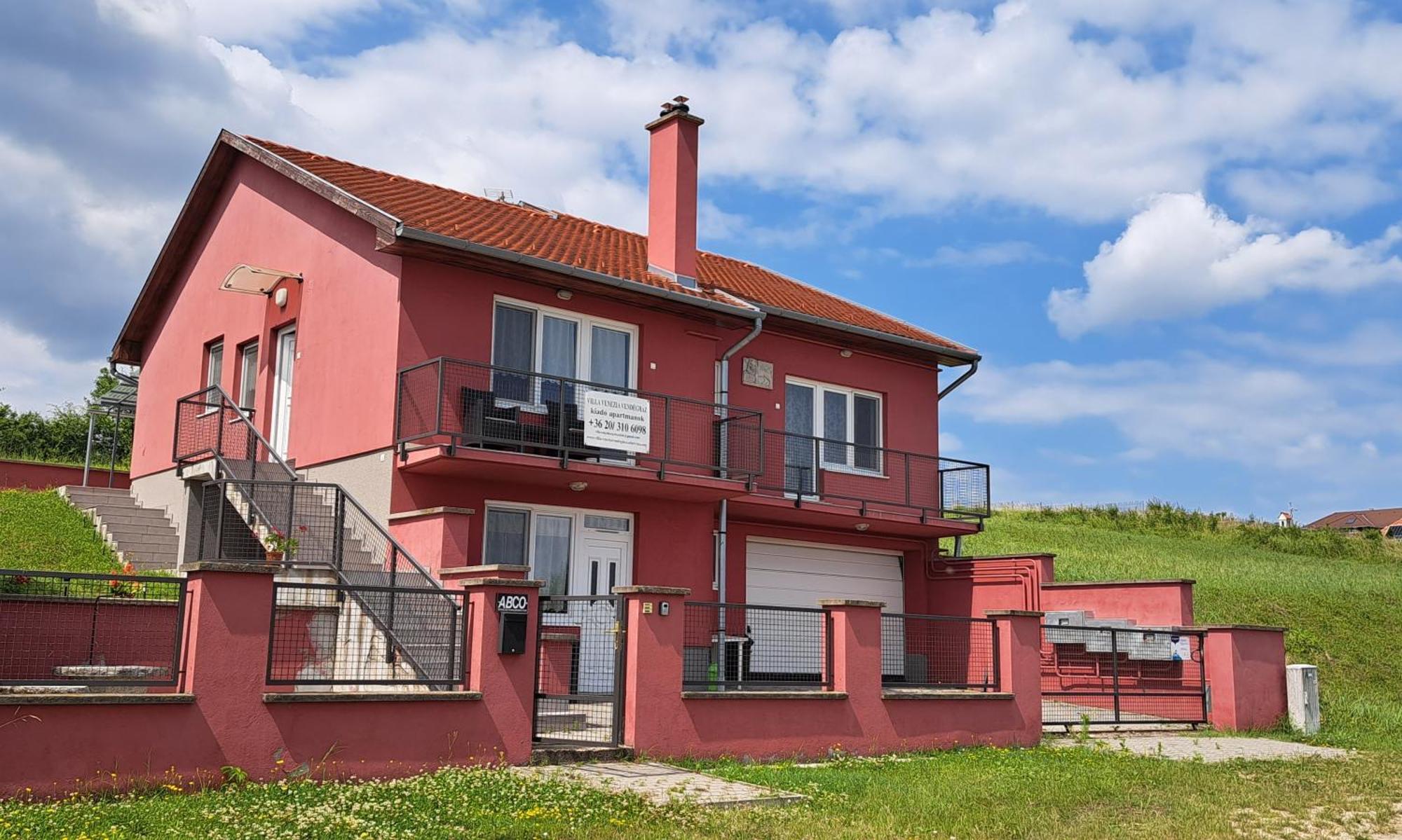 Villa Venezia Egerszalók Εξωτερικό φωτογραφία